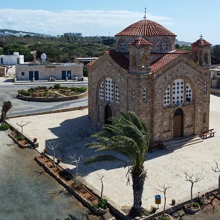 فيلة Grand Baci كورال باي