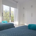 Grand Baci Villa Coral Bay