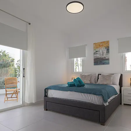Grand Baci Coral Bay
