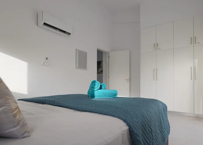 Grand Baci Coral Bay